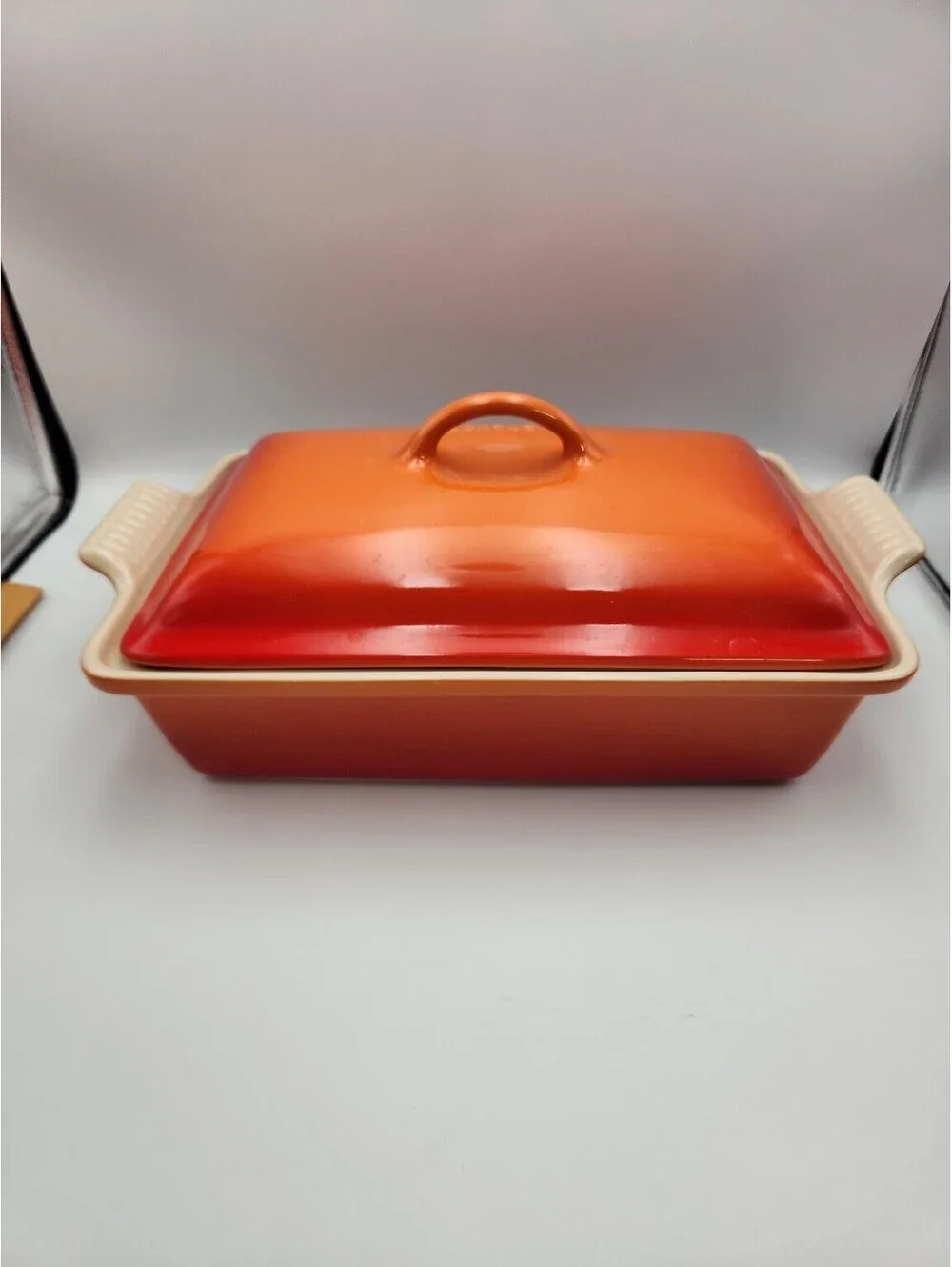 Le Creuset Volcanic Orange Rectangular Baking Dish with Lid 4qt Stoneware - O4